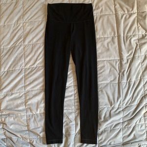 black tna leggings 🖤🖤